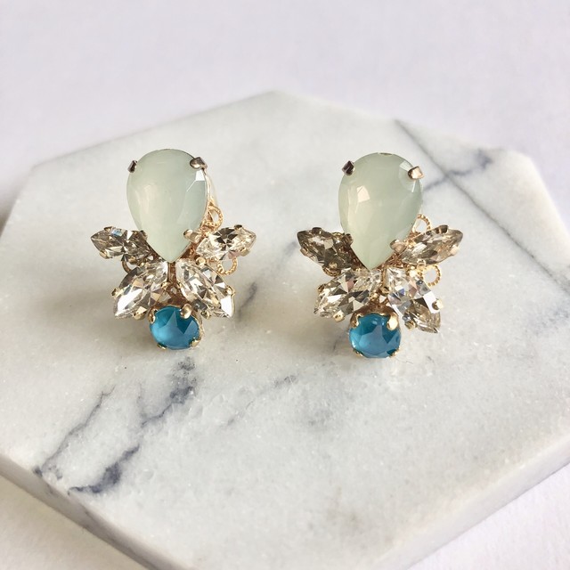 【ピアス】ブルー ペールカラーのビジュ人気のアクセサリーピアス