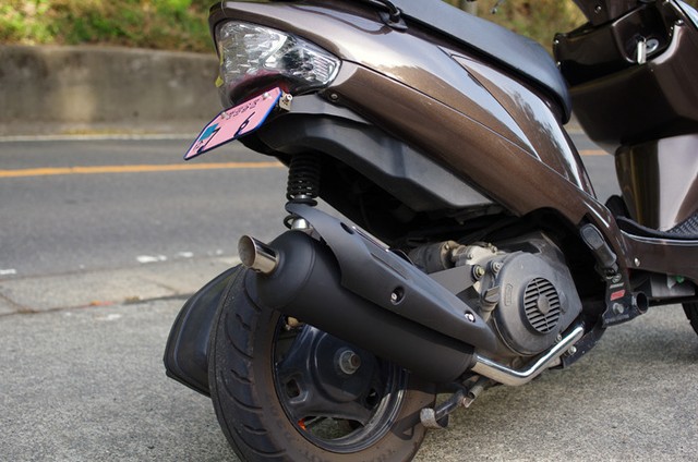 Ncy アドレスv125 G ブラックアーバンマフラー ビータス