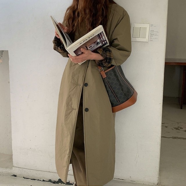 1105 袖口からチラッとのぞくチェック柄がポイントのシンプルキルティングコート カーキ 海外のプチプラきれいめカジュアルレディースファッション Pakaian Lucu 海外のプチプラきれいめカジュアルレディースファッション Pakaian Lucu