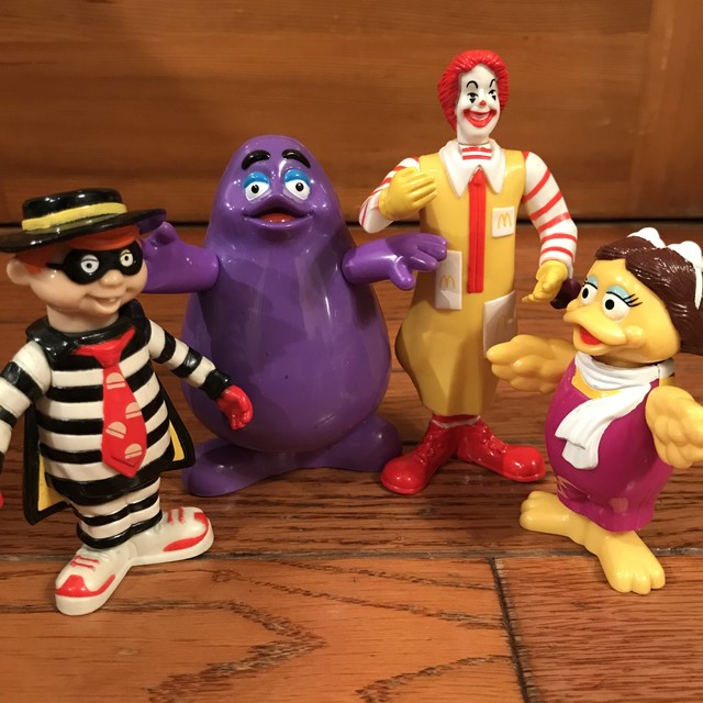 90 S マクドナルドトイ ハッピーセット ドナルド ハンバーグラー グリマス バーディの4個セット 大人気ヴィンテージのミールトイ Honey Antique ヴィンテージ アメリカン雑貨 アンティーク アメトイ インテリア小物 ミールトイのお店