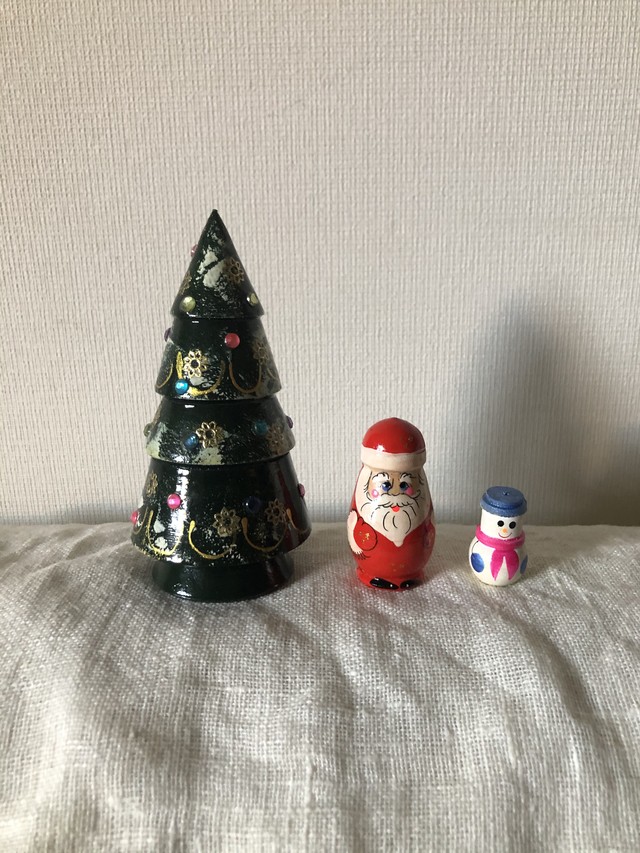 ロシア クリスマスツリー型のマトリョーシカ Pilvi ピルヴィ