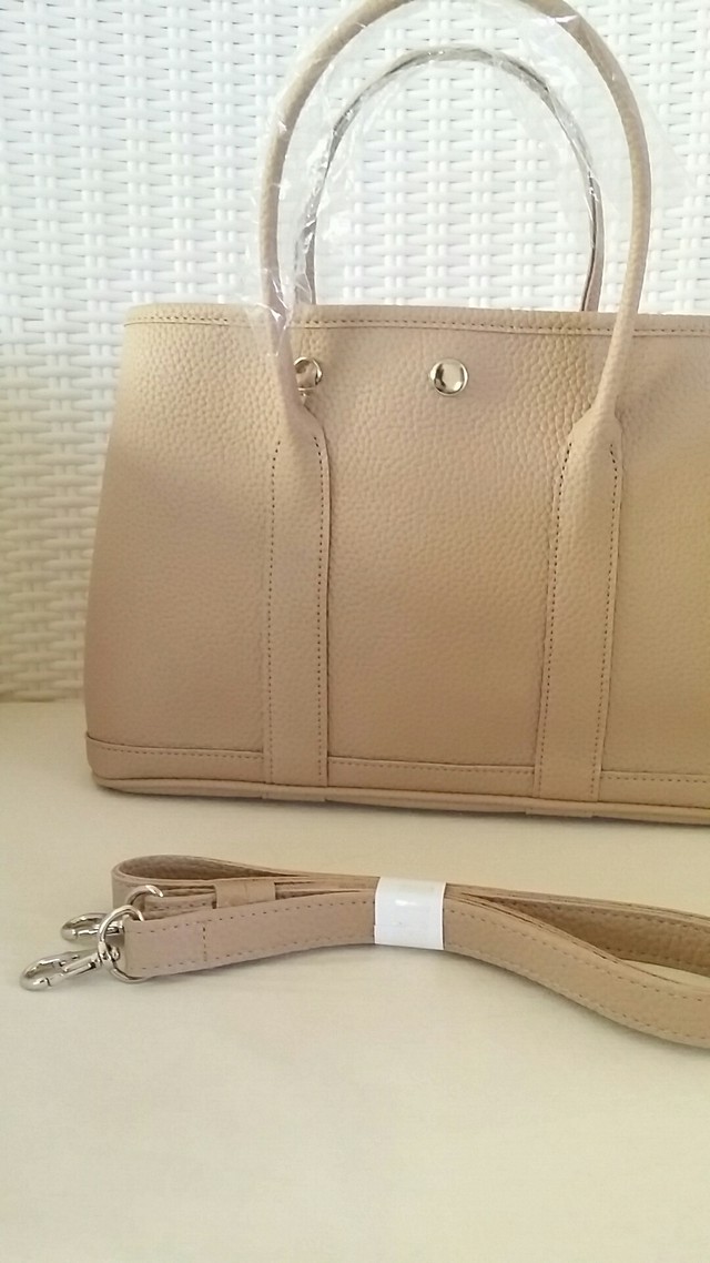 ガーデンパーティー風お出掛けバッグ 春の新色グレージュをね Emi Coco Shop