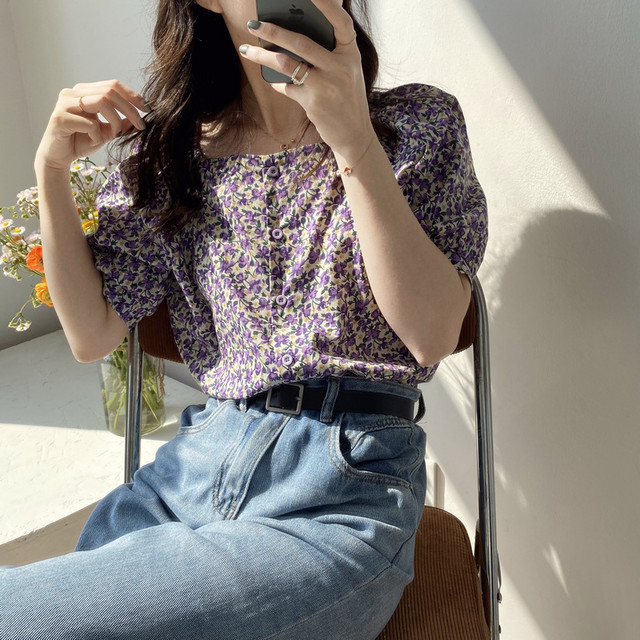 小花柄のトップス 花柄 レトロ フローラルプリント シフォン 半袖 ブラウス パフスリーブ スクエアネック フロントボタン ガーリー 大人かわいい カジュアル デイリー 普段使い お出かけ 女子会 Rb A07 0077 Redbell