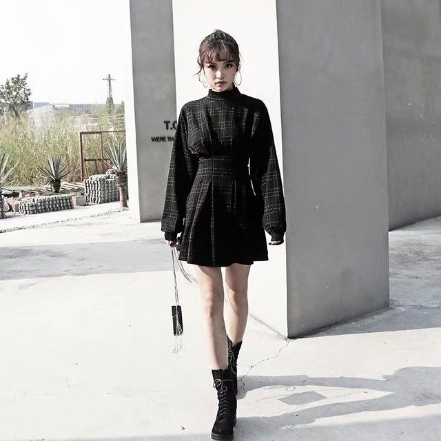dull color check dress