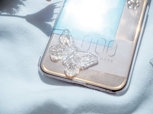 夢とシンデレラ 蝶フラワークリアスマホケース 0 00 ゼロスリー