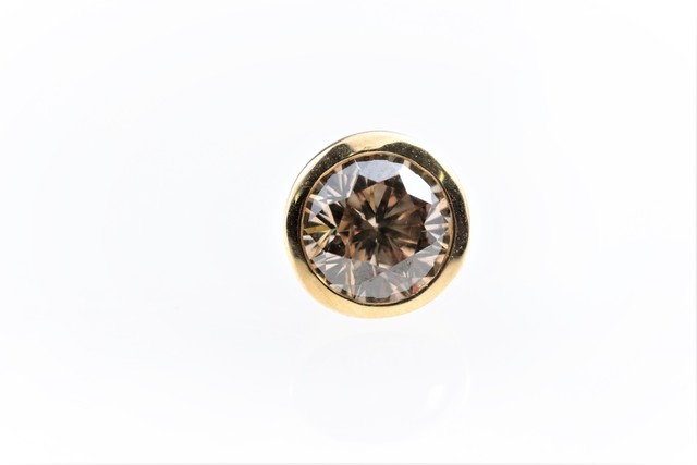 ◯ダイヤモンドパーチ◯天然ダイヤモンド〈シャンパンゴールドブラウンカラー〉◯0.3ct◯K18YG