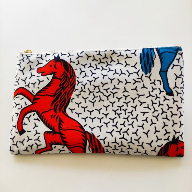 アフリカンファブリック ペタンコポーチ horseアフリカンプリント