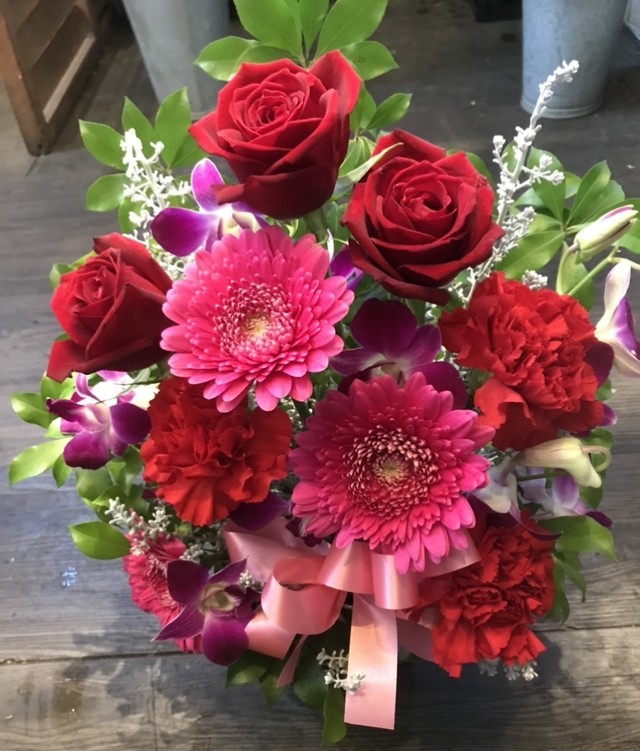 赤バラ フラワーアレンジメント 生花 Flower Basket Namika