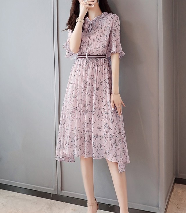 レトロ 花柄 ひざ丈シフォンワンピース フレアワンピース 花柄のワンピース 膝丈ワンピース フレア袖 袖フリル 五分袖 レディース 韓国 オルチャン ファッション 春服 夏服 レディース 韓国服 風 レディース ファッション カジュアル 大人可愛い ハイウエスト デート