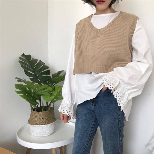 ツートンニットベスト&レーススリーブシャツ【two-tone knit vest & lace sleeve shirt】