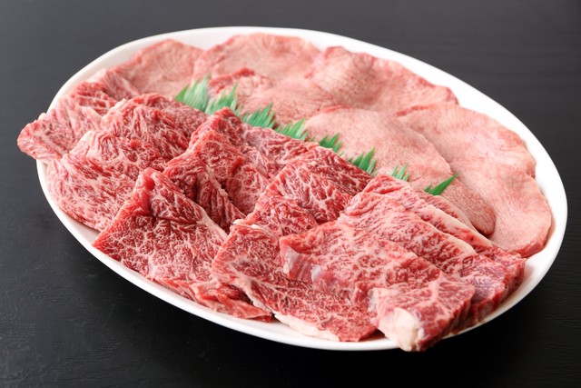 山形牛 一人前 焼肉 BBQ 山形牛メイン300g(山形牛もも、山形牛カルビ、US牛タン)