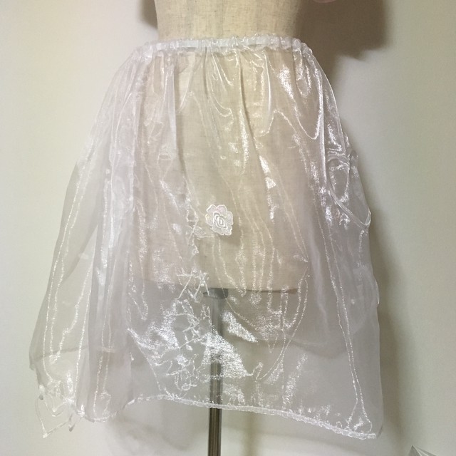 ちかづくな の透明 スカート ナナイロヒメ