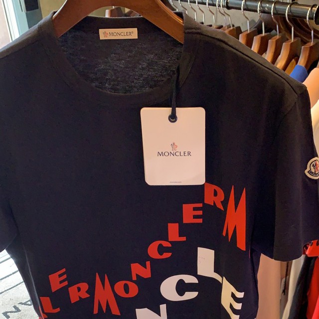 Moncler モンクレール ロゴクルーネックtシャツ 804 50 90t Scritta ネイビー メンズ Tシャツ Brillante ブリランテ