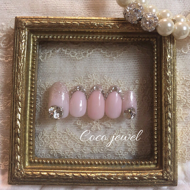 Marie ミルキーピンクグラデーション ビジューフレンチ ネイルチップ ネイルチップstore Cocojewel