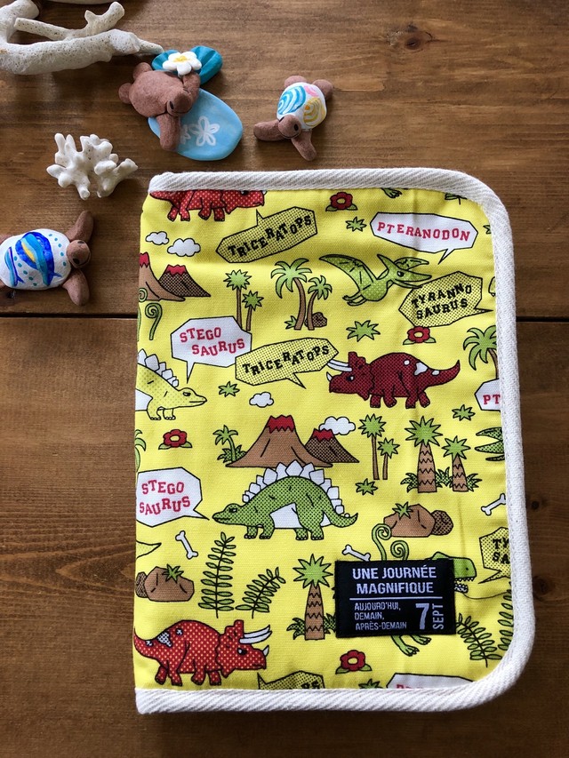 母子手帳ケース マルチケース 恐竜 Bonito Zakka Green