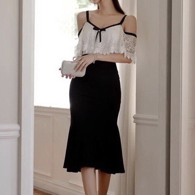 肩出しレーストップス マーメイドスカート セットアップ Elfriede