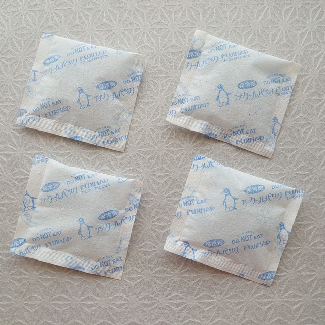 保冷 小さい保冷剤 g ４個 不織布 Keep Cool Small Sized Ice Pack g X 4 Nonwoven Fabric 和倶楽部 Waclub