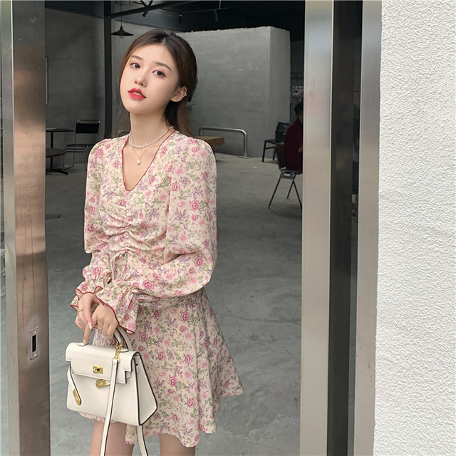 レトロ 小花柄 ワンピース くすみカラー ミニワンピース ひざ丈ワンピース シフォンワンピース 透け感 袖コンシャス 上品 清楚 フェミニン きれいめ ガーリー 韓国 オルチャン 韓国ファッション 新作 春夏 春 夏 Om 585 Musubi Me 韓国 オルチャン レディース