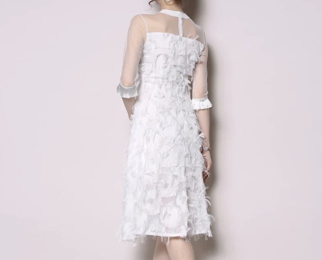 ホワイトフェザーワンピース Mdhcloset