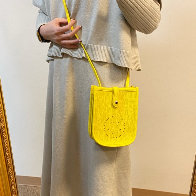 パンチングスマイルポシェット アクセントカラー Bloomingnet パンチングスマイルポシェット アクセントカラー Bloomingnet