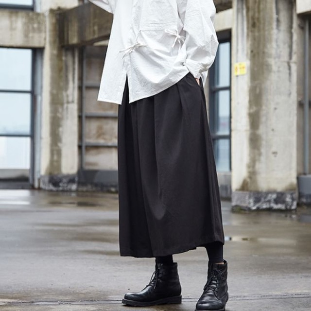 ワイドレッグ パンツ レイヤードパンツ スカートパンツ 袴パンツ ボリュームパンツ ブラック 黒 メンズ レディース ユニセックス モード シック 韓国 お支払い後日以内に発送 Btm069 Loveless