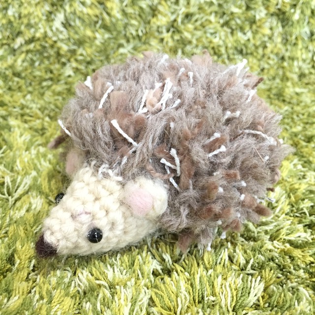 もこもこはりねずみ 可愛い手作り 編みぐるみ Le Herisson リ エリソン
