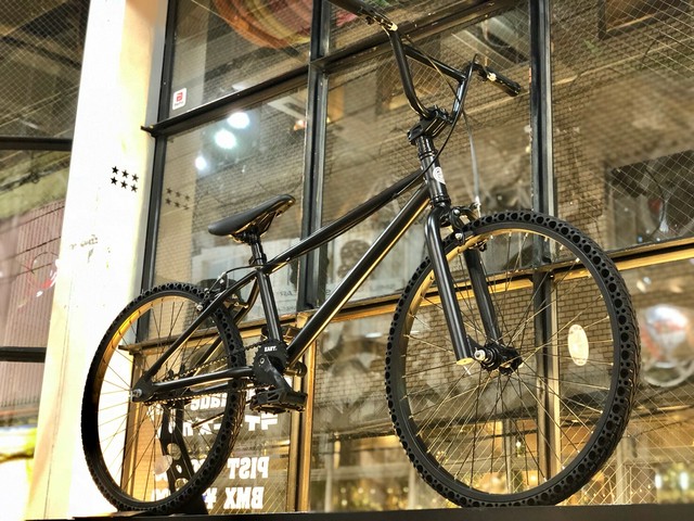 ノーパンク自転車 Fun Easy Bmx 24インチ 完成車 マットブラック Riderzcafe