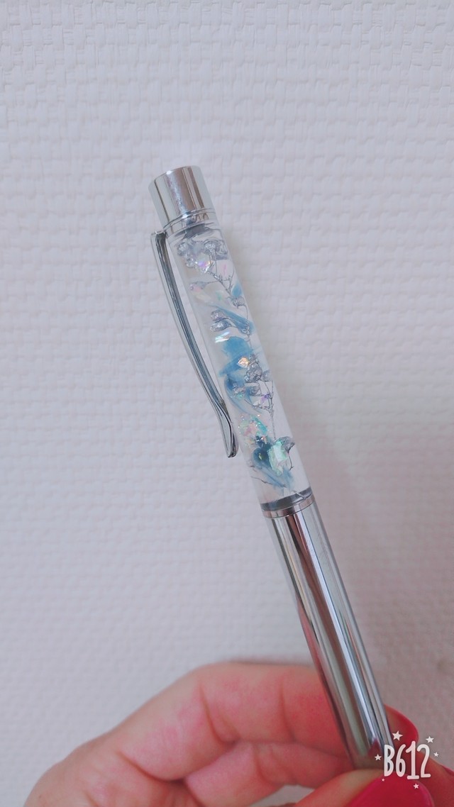 水晶入り ハーバリウムボールペン アクリルケース付き 替芯1本付き Bloom K Flower Art ブルームケーフラワーアート