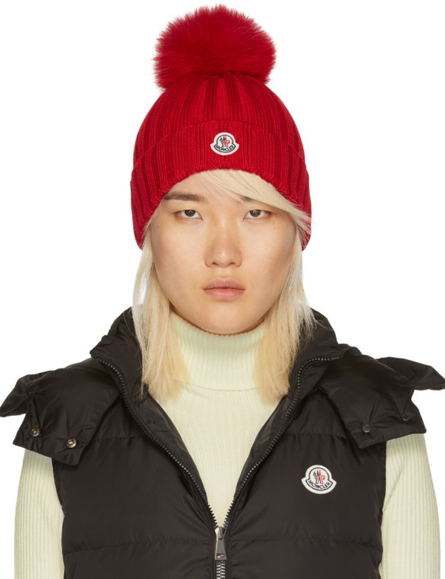 モンクレール レディース ビーニー ニット キャップ 帽子 ファション 18 新作 人気 残りわずか Moncler Red Fur Pom Pom Beanie Hi808shop