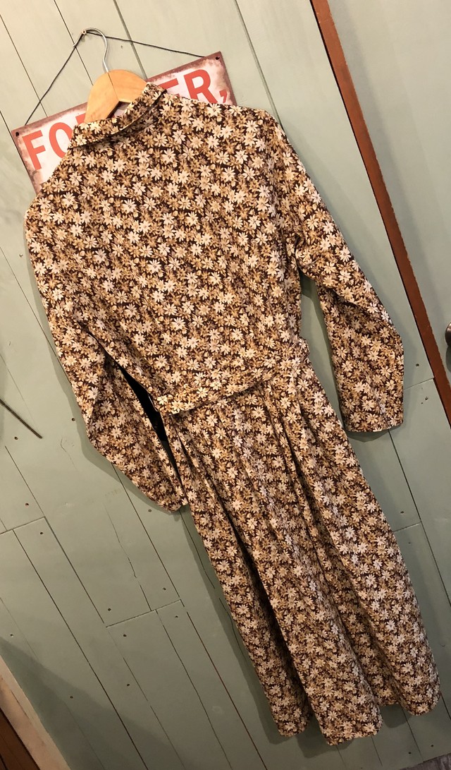 古着 茶色 白 花柄 ワンピース サイズ レディースm Flower Pattern Dress 陽気な古着屋frank