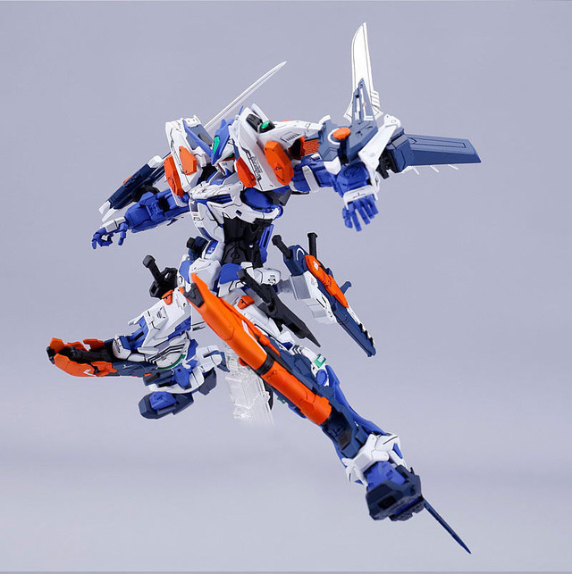 超激レア 限定1個お取り寄せ可能 廃盤 Doragon Momoco Mg 1 100 Mbf P03 Third ガンダムアストレイ ブルーフレームサード Mbf P03r ブルーフレーム セカンドリバイ ガンプライク