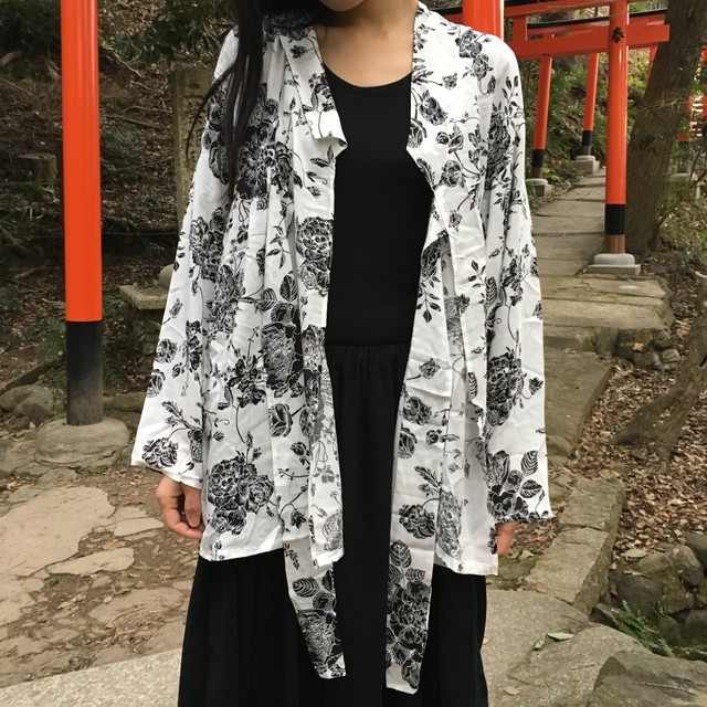 白黒花柄チョゴリ Nalge