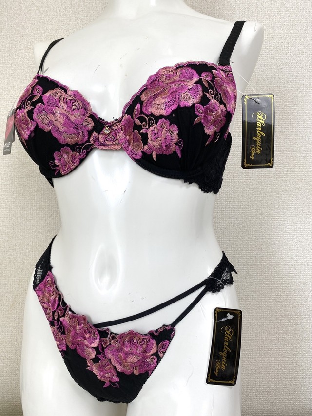 Tバック付き3点セット 男性様歓迎 ブラショーツ Tバックセット バラ刺繍 ブラック d Efカップ アンダー65 70 75 80cm M Lショーツ 大きいサイズ 女装 男の娘 下着 女装下着 女装下着の通販 フリージア