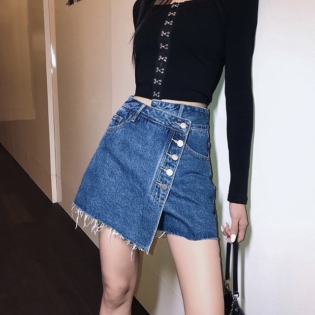 buttoned up incorrectly pant