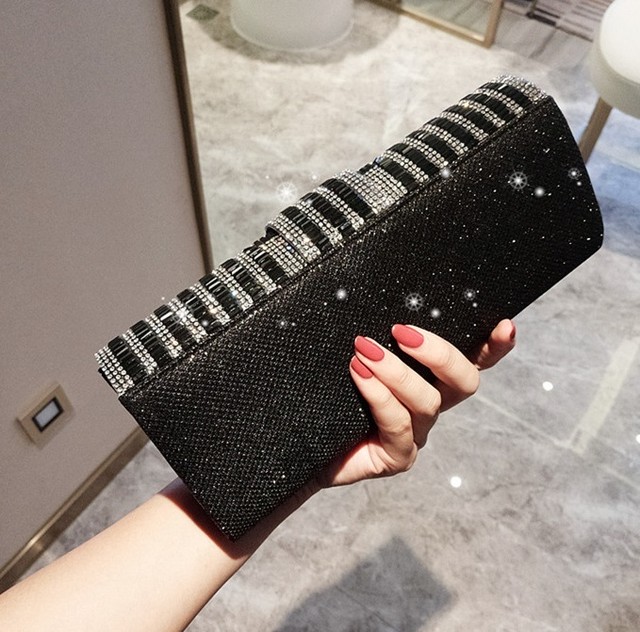 キラキラ スクエア ラインストーン マグネット クラッチバッグ ハンドバッグ おしゃれ 結婚式 お呼ばれ パーティー ブラック フォーマル クラッチ B008 Hollys Design