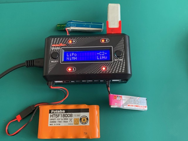 Futabaのnimhバッテリーコネクターをsmコネクターに変換するコネクター Up S4ac充電器で使用できます ネオヘリ