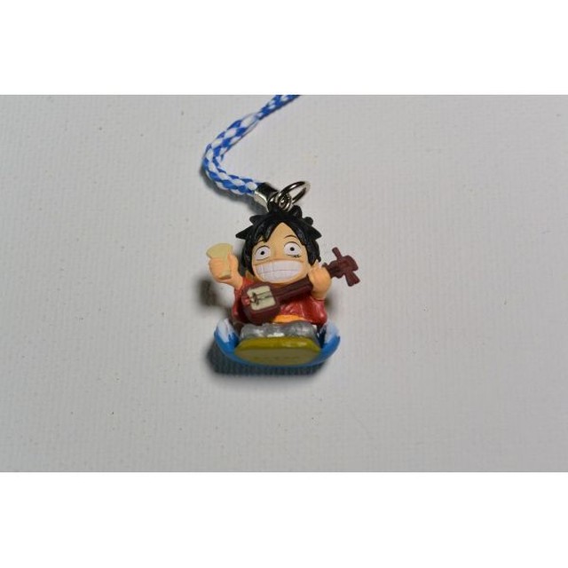 青森県限定 One Piece ワンピース 三味線 ルフィ 根付 ご当地ストラップ なんまらドットコム