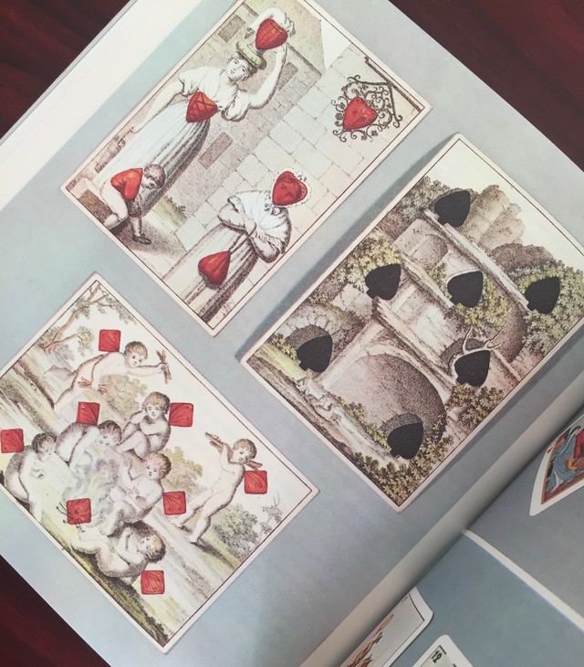 世界のトランプとタロットカードの歴史書 アンティーク 洋書 Paragon