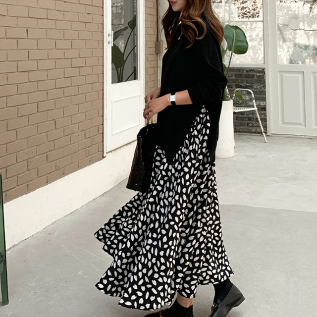 予約商品 レースフリルドッキングニット 399 5 681 5 Off 予約商品 花柄ベルベットのフリルワンピース 398 7 021 5 Off 予約商品 花びらプリントスカートとニットのワンピース 404 5 681 5 Off 予約商品 リブフレアーのゆったりワンピース 417