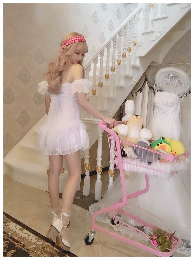 白 ワンピース フリフリ ガーリー ロリータ 原宿 姫 ホワイト リボン ハート ビジュー ミニ ドレス オフショルダー Loveysmileshop