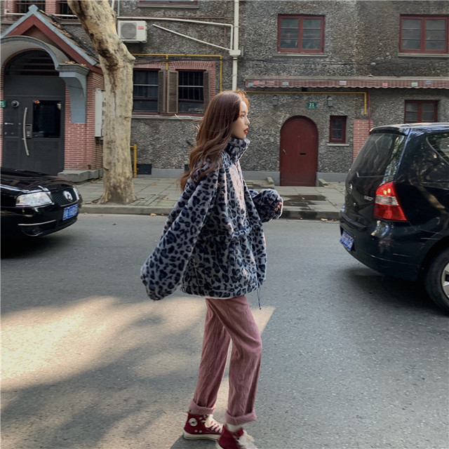 秋冬のあったかコーデ もこもこ プルオーバー ハイネック レディース メンズライク フェミニン ボアコート 秋冬 ヒョウ柄 レオパード柄 メンズライク 古着 ストリート系 Ptnym2425 Shop Suba