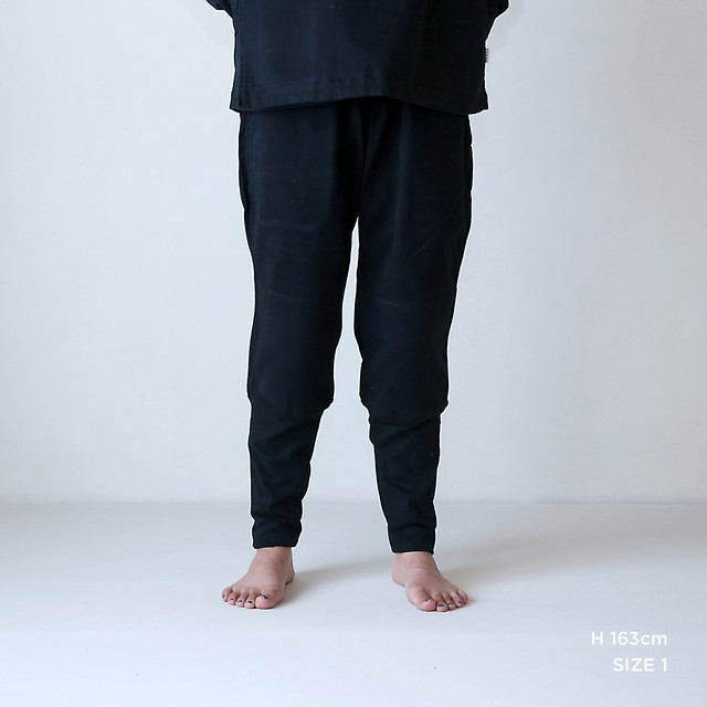 PT-36 作業もんぺ まくる チノ起毛　黒