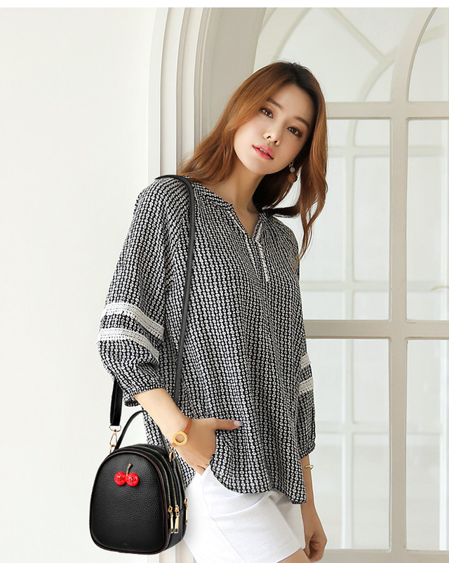 残りわずか チェリー サクランボ ショルダーバッグ ミニショルダー ハンドバッグ かわいい おしゃれ 女の子 お揃い 双子コーデ デート お出かけ 原宿系 韓国 韓国ファッション オルチャン オルチャンファッション K426 Koreanplus 韓国ファッション コリアン