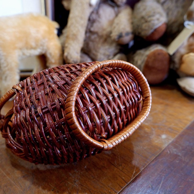 藤 ラタン 小さなニワトリの籠 小物入れ 雑貨 インテリア 古着屋 Sputonic