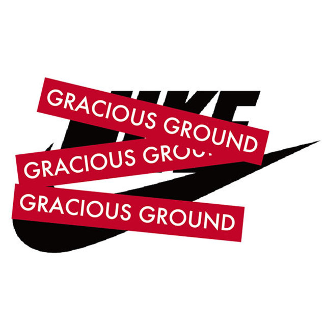 ブランドパロディデザイン Gracious Ground ボックスロゴ10オンス裏毛パーカー ブラック Tシャツ通販のgracious Ground