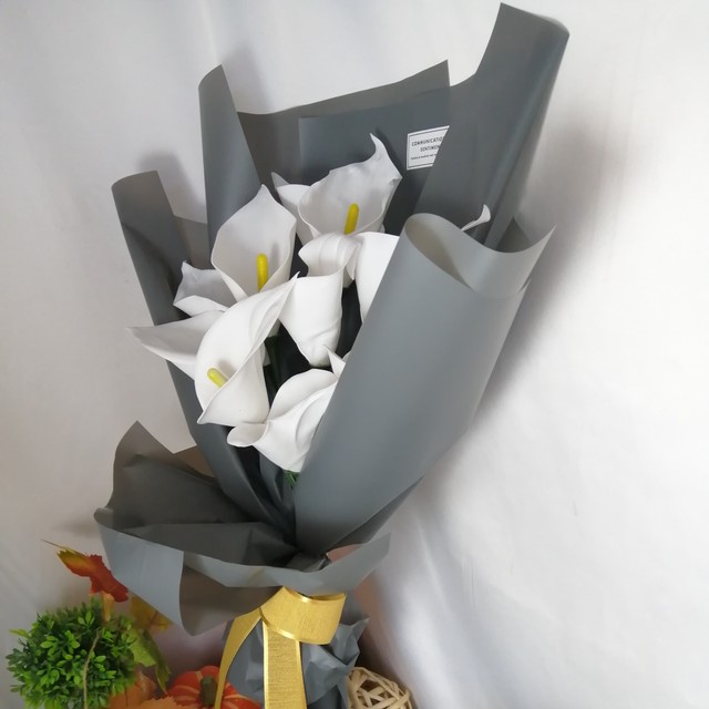 珍しいソープフラワーカラーのシンプル高級花束 Orignal Soap Flower Binu Hana