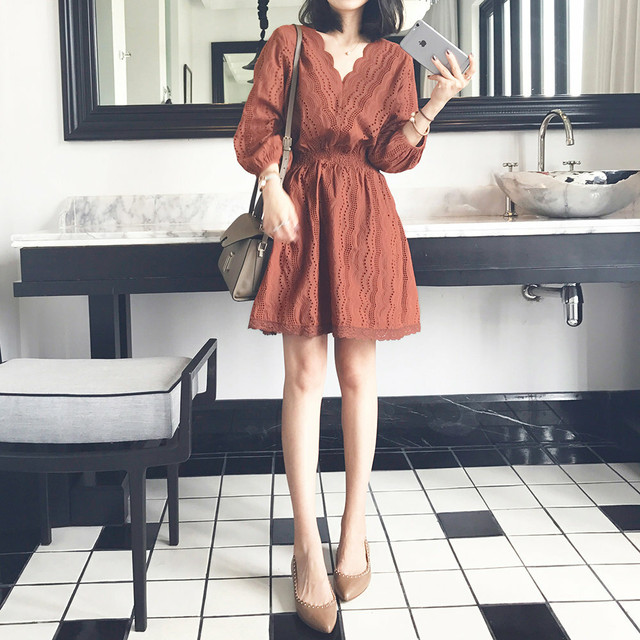 ワンピース ミニワンピース レディース コットン シフォン ミニ丈 ショート丈 無地 ｖネック 長袖 ボリューム袖 パフスリーブ 袖あり ハイウエスト Aライン ゆったり 大きいサイズ 体型カバー フレア 大人可愛い カジュアル フェミニン こなれ感 秋 お出かけ 通勤