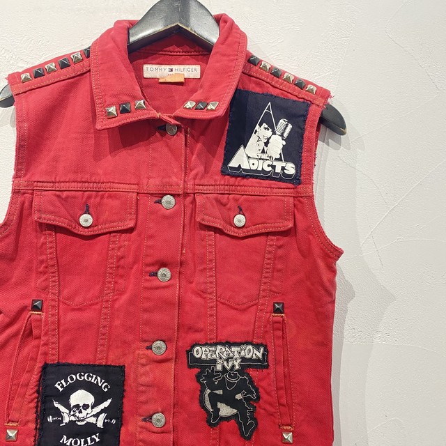パンクガールな貴方へ Tommy Hilfiger トミーヒルフィガー リメイクデニムベスト 後染めピンク S Slat Albatross Isla Vintage