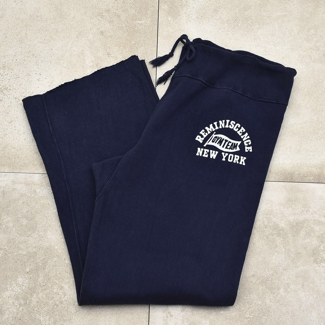College logo print cutoff sweatpants