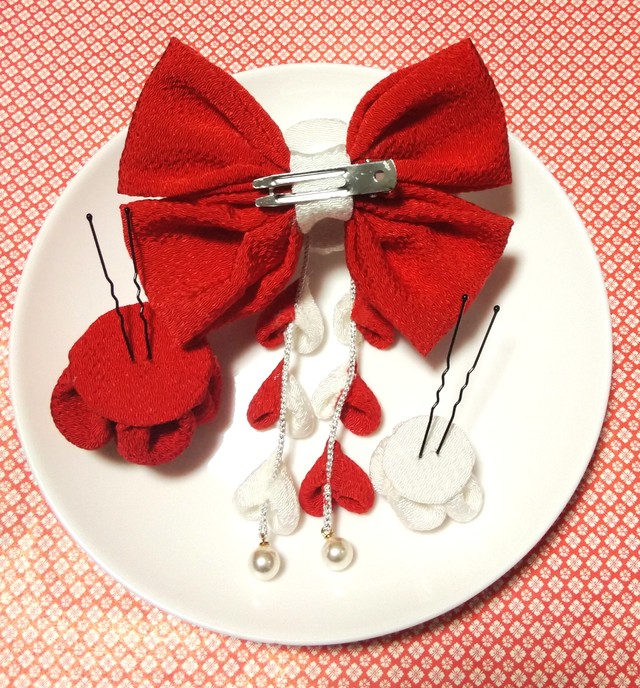 髪飾り赤 髪飾り紅白 リボン赤 成人式髪飾り 卒業式髪飾り 七五三髪飾り 浴衣髪飾り Kamikazarin つまみ細工髪飾り 成人式髪飾り 七五三 髪飾り 卒業式髪飾り